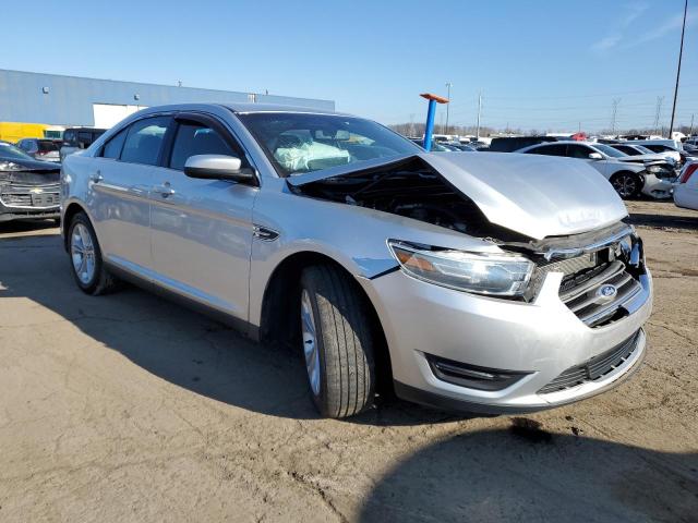 1FAHP2E84FG187984 - 2015 FORD TAURUS SEL SILVER photo 4