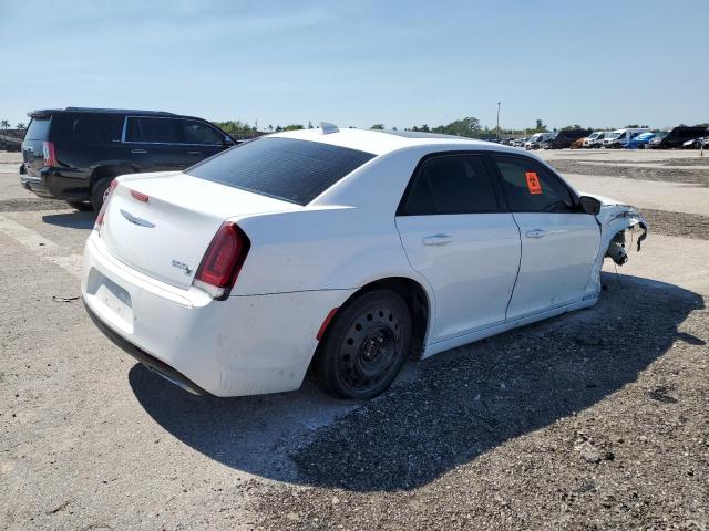 2C3CCAGG9GH234502 - 2016 CHRYSLER 300 S WHITE photo 3