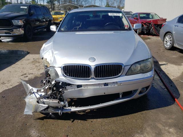 WBAHN83517DT77298 - 2007 BMW 750 SILVER photo 5