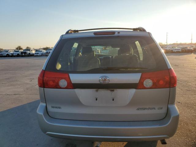 5TDZA23C76S526993 - 2006 TOYOTA SIENNA CE SILVER photo 6