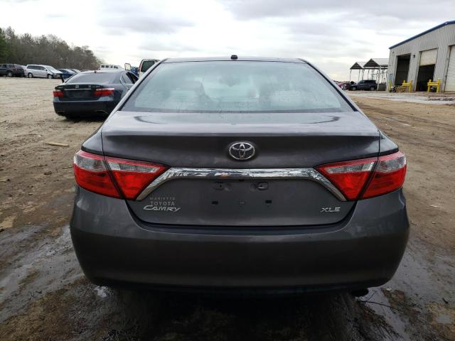 4T1BF1FK8GU572762 - 2016 TOYOTA CAMRY LE GRAY photo 6