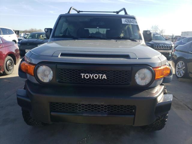 JTEBU4BF7DK167192 - 2013 TOYOTA FJ CRUISER GRAY photo 5