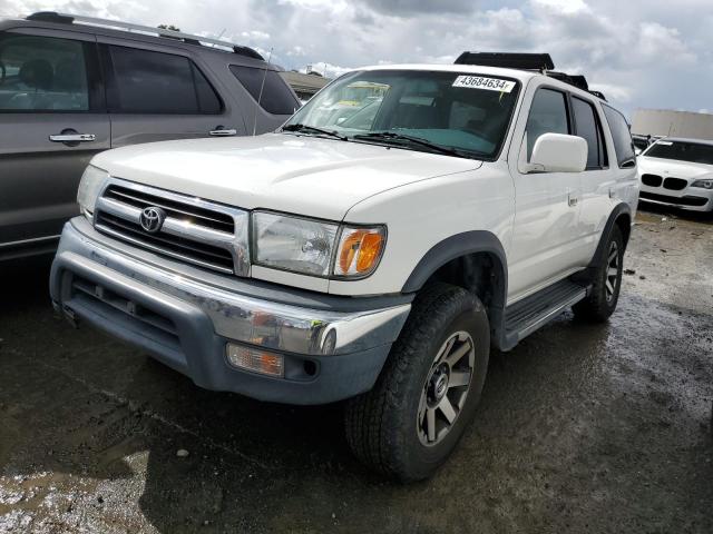 1999 TOYOTA 4RUNNER SR5, 