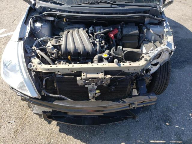 3N1CC1AP7AL416687 - 2010 NISSAN VERSA S SILVER photo 11