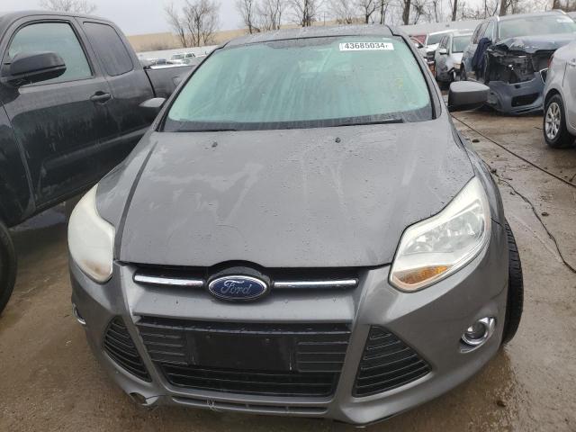 1FAHP3K20CL347562 - 2012 FORD FOCUS SE CHARCOAL photo 5