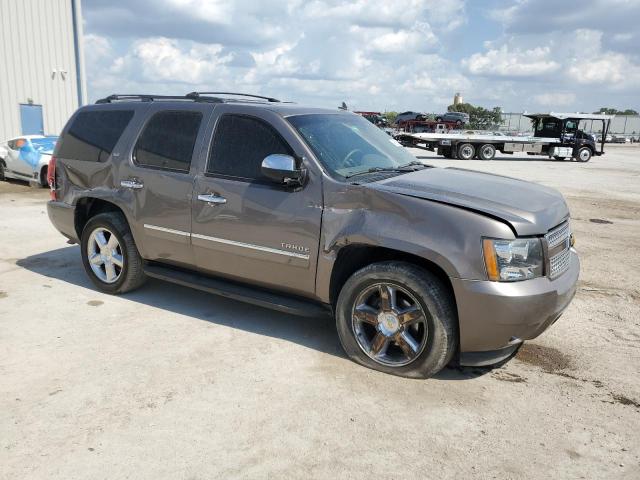 1GNSCCE02ER215125 - 2014 CHEVROLET TAHOE C1500 LTZ GRAY photo 4