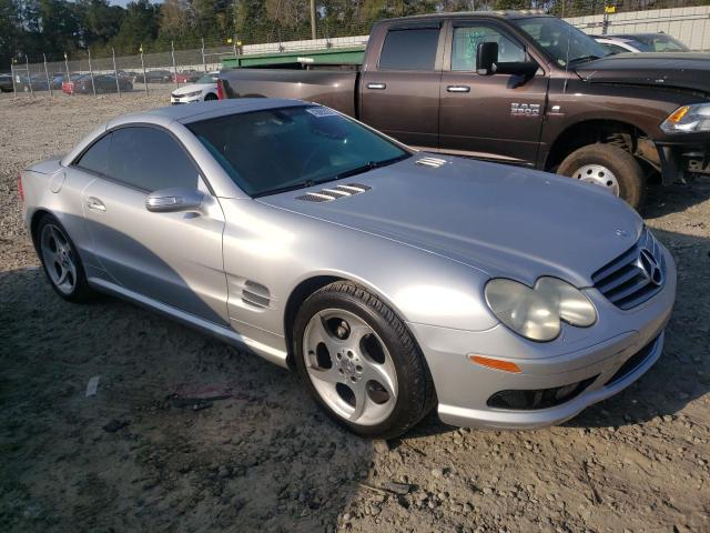 WDBSK75F74F064627 - 2004 MERCEDES-BENZ SL 500 SILVER photo 4