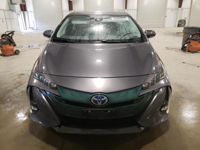 JTDKARFP7H3040195 - 2017 TOYOTA PRIUS PRIM GRAY photo 5