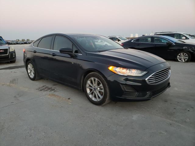 3FA6P0HD3LR149753 - 2020 FORD FUSION SE BLACK photo 4