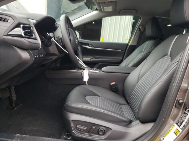 4T1G11AK7PU808684 - 2023 TOYOTA CAMRY SE NIGHT SHADE GRAY photo 7