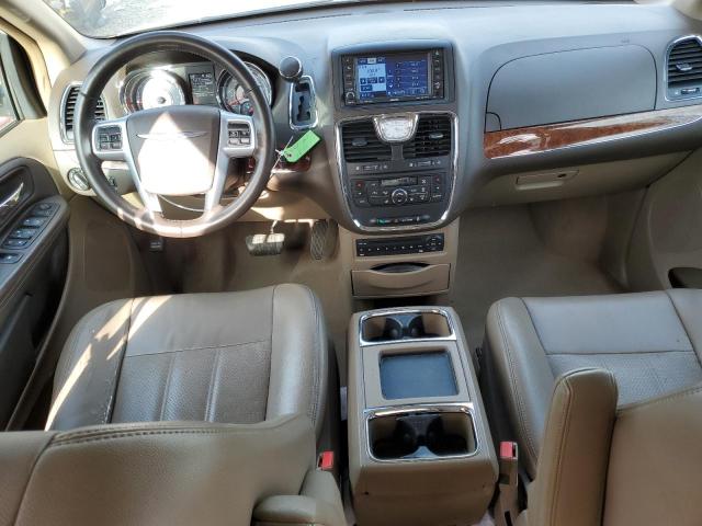 2A4RR8DG3BR712217 - 2011 CHRYSLER TOWN & COU TOURING L WHITE photo 8