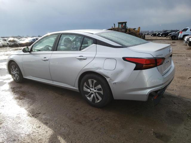 1N4BL4BV0KC237563 - 2019 NISSAN ALTIMA S SILVER photo 2