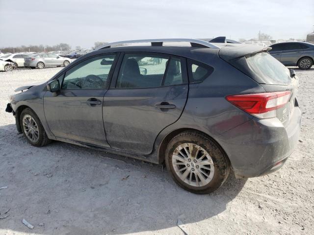 4S3GTAB61J3751928 - 2018 SUBARU IMPREZA PREMIUM GRAY photo 2