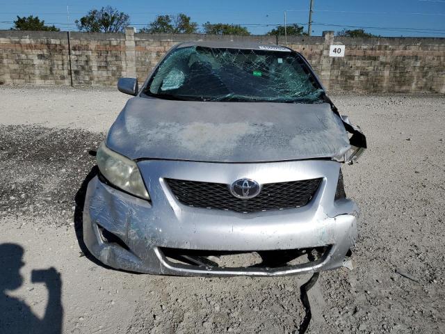 1NXBU4EE0AZ206157 - 2010 TOYOTA COROLLA BASE SILVER photo 5