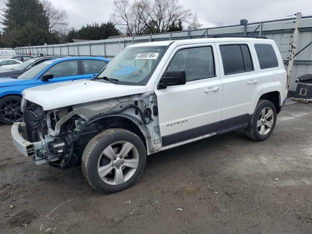 1C4NJRFB5FD154463 - 2015 JEEP PATRIOT LATITUDE WHITE photo 1