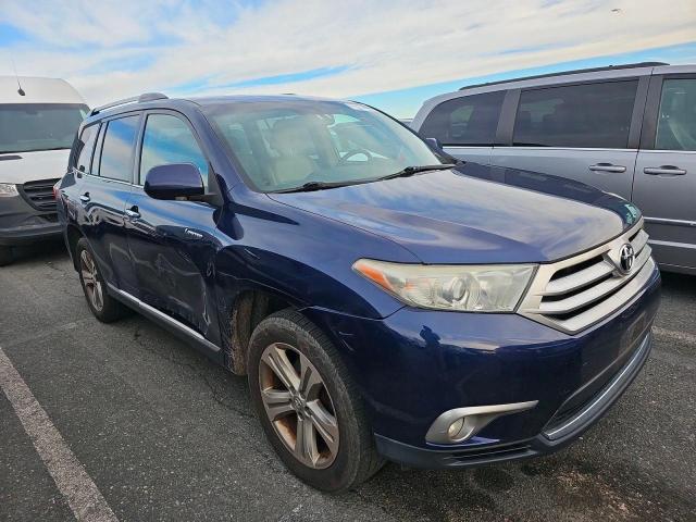 2011 TOYOTA HIGHLANDER LIMITED, 