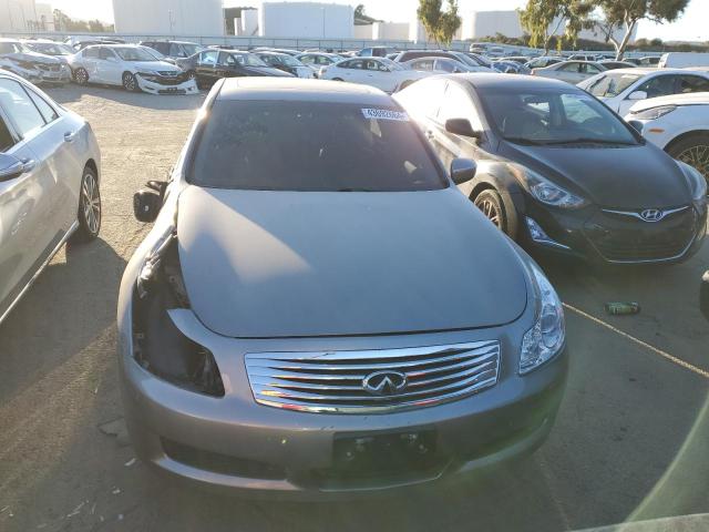 JNKCV61E49M308501 - 2009 INFINITI G37 BASE GRAY photo 5