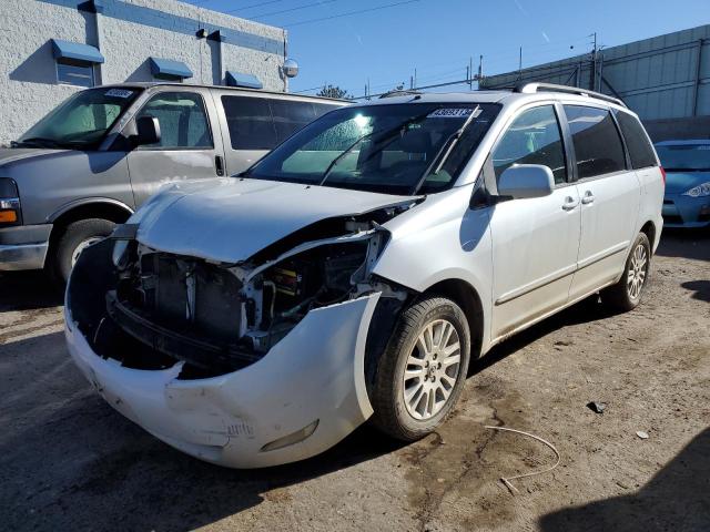 5TDBK22C97S000477 - 2007 TOYOTA SIENNA XLE WHITE photo 1