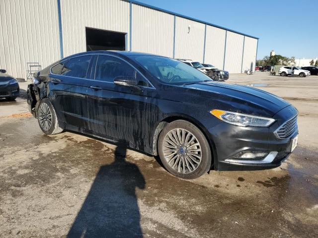 3FA6P0HD5HR228347 - 2017 FORD FUSION SE BLACK photo 4