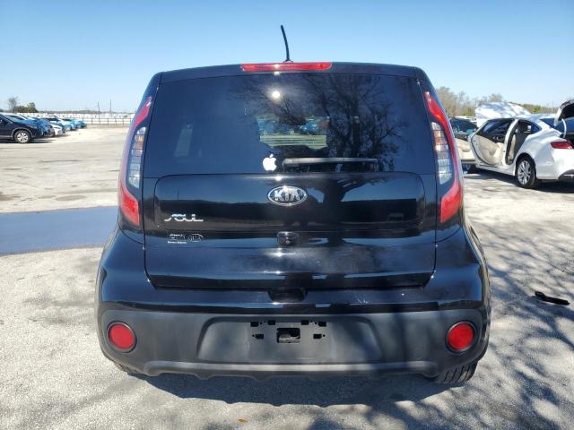 KNDJN2A26K7692860 - 2019 KIA SOUL BLACK photo 6