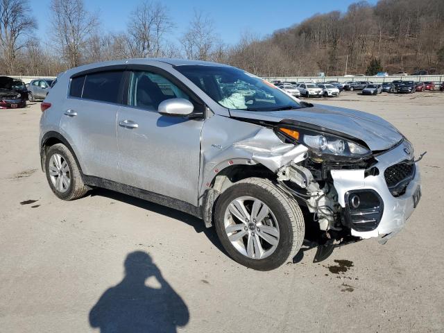 KNDPMCACXH7242097 - 2017 KIA SPORTAGE LX SILVER photo 4