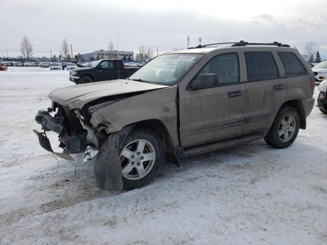 1J4GR48K35C507816 - 2005 JEEP GRAND CHER LAREDO BROWN photo 1