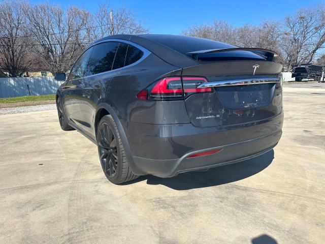 5YJXCBE24GF010909 - 2016 TESLA MODEL X GRAY photo 3