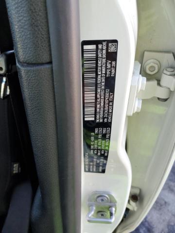 ZACNJBAB1KPK89012 - 2019 JEEP RENEGADE SPORT WHITE photo 14