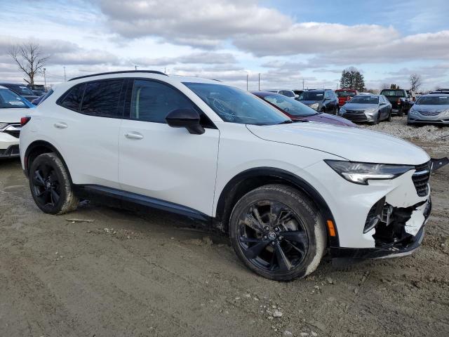 LRBFZPR40PD052440 - 2023 BUICK ENVISION ESSENCE Սպիտակ լուսանկար 4