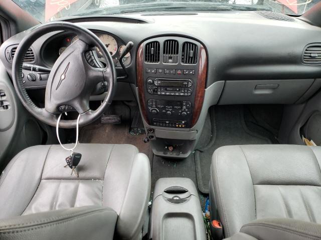 2C4GP54L84R591590 - 2004 CHRYSLER TOWN & COU TOURING წითელი ფოტო 8