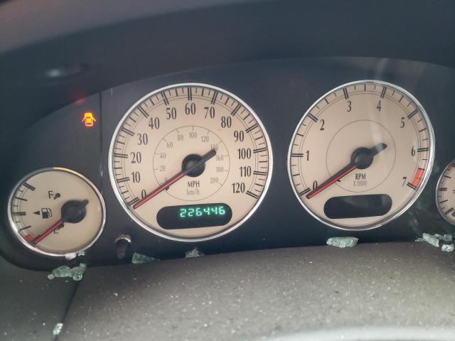 2C4GP54L84R591590 - 2004 CHRYSLER TOWN & COU TOURING წითელი ფოტო 9