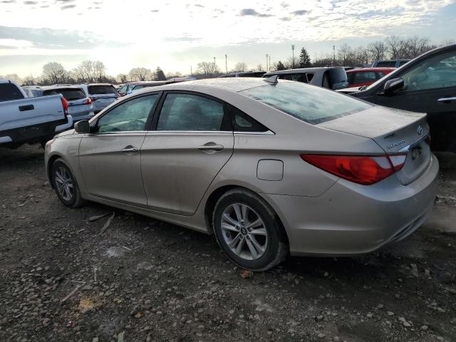 5NPEB4AC9CH328508 - 2012 HYUNDAI SONATA GLS GOLD photo 2