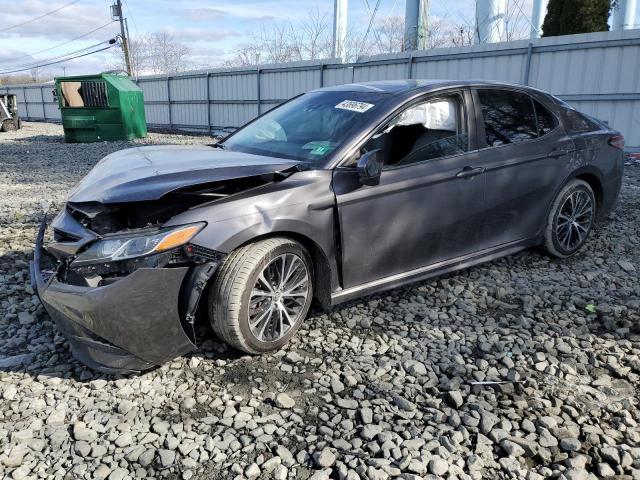 4T1B11HK4JU019531 - 2018 TOYOTA CAMRY L GRAY photo 1