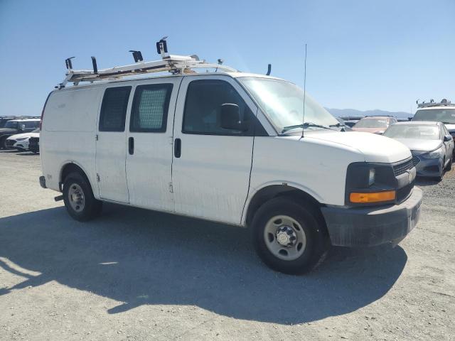 1GCWGFCB5D1902228 - 2013 CHEVROLET EXPRESS G2 WHITE photo 4