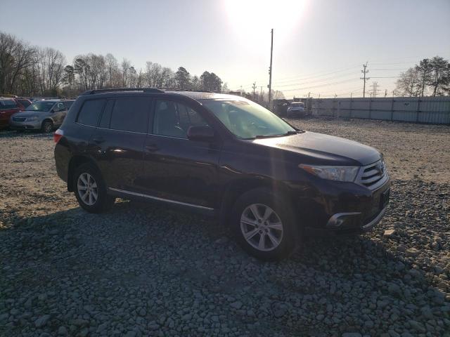 5TDBK3EH8DS217916 - 2013 TOYOTA HIGHLANDER BASE Bordeaux photo 4