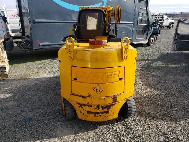 P108G01641T - 2006 HYST FORK LIFT YELLOW photo 5