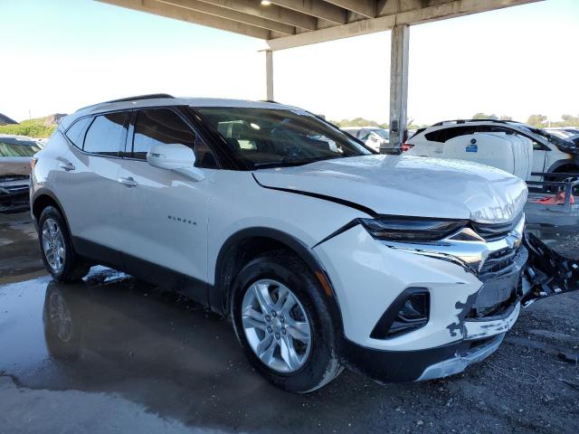 3GNKBBRA1MS554552 - 2021 CHEVROLET BLAZER 1LT WHITE photo 4