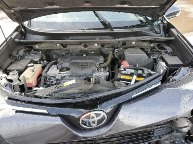 JTMWFREV9HJ711980 - 2017 TOYOTA RAV4 XLE GRAY photo 11