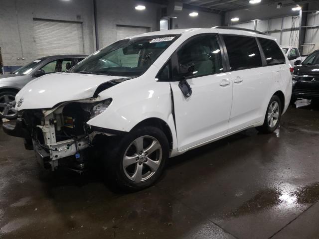 5TDKK3DC6DS292670 - 2013 TOYOTA SIENNA LE WHITE photo 1