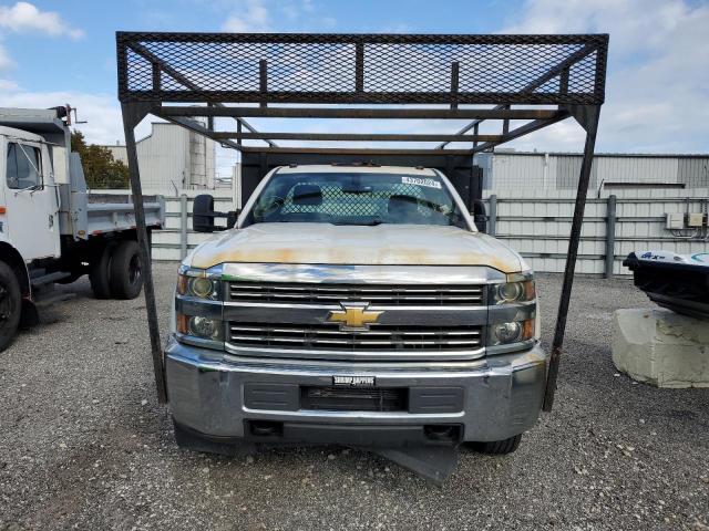 1GB3CYCGXHF108392 - 2017 CHEVROLET SILVERADO C3500 WHITE photo 5