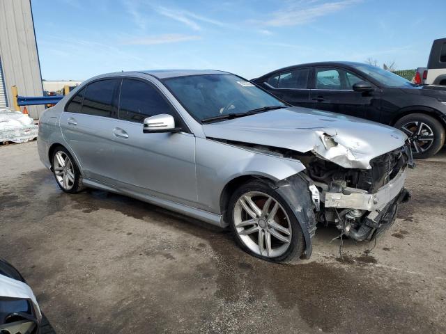 WDDGF4HB5EG238277 - 2014 MERCEDES-BENZ C 250 SILVER photo 4