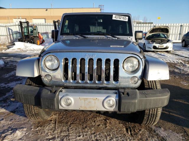 1C4HJWEG9JL893987 - 2018 JEEP WRANGLER U SAHARA SILVER photo 5