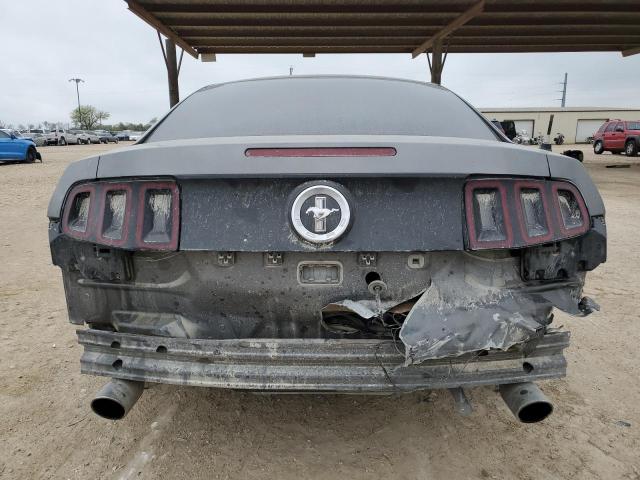 1ZVBP8AM2D5202431 - 2013 FORD MUSTANG GRAY photo 6