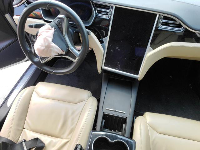 5YJSA1E10HF180381 - 2017 TESLA MODEL S Արծաթագույն լուսանկար 8