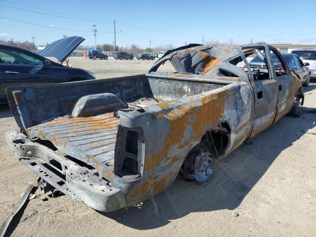 1GCGK23U04F125389 - 2004 CHEVROLET SILVERADO K2500 BURN photo 3