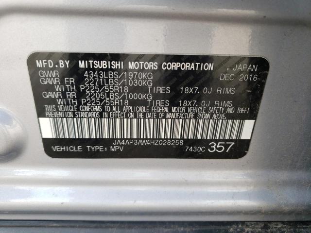 JA4AP3AW4HZ028258 - 2017 MITSUBISHI OUTLANDER ES SILVER photo 13