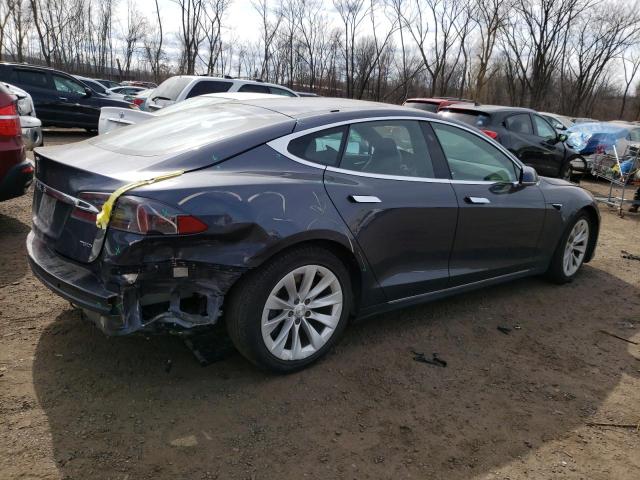 5YJSA1E23HF184644 - 2017 TESLA MODEL S Արծաթագույն լուսանկար 3