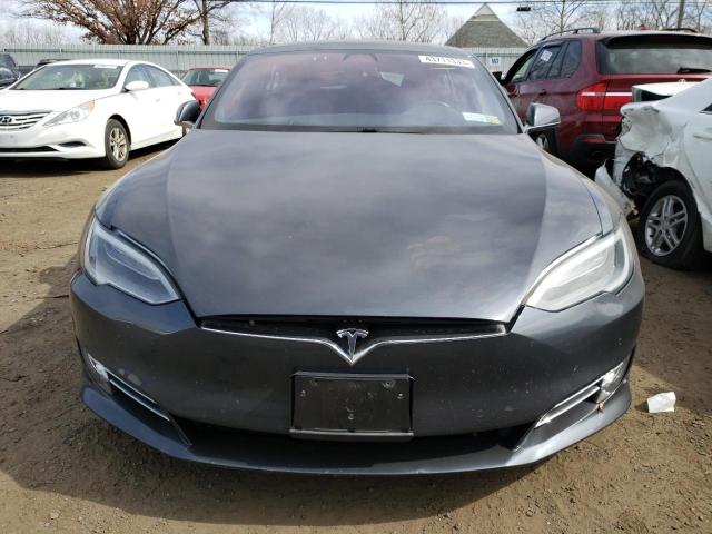 5YJSA1E23HF184644 - 2017 TESLA MODEL S Արծաթագույն լուսանկար 5
