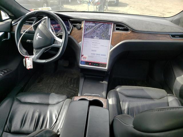 5YJSA1E23HF184644 - 2017 TESLA MODEL S Արծաթագույն լուսանկար 8