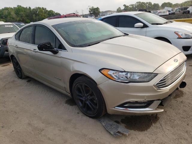 3FA6P0LUXJR197349 - 2018 FORD FUSION SE HYBRID TAN photo 4